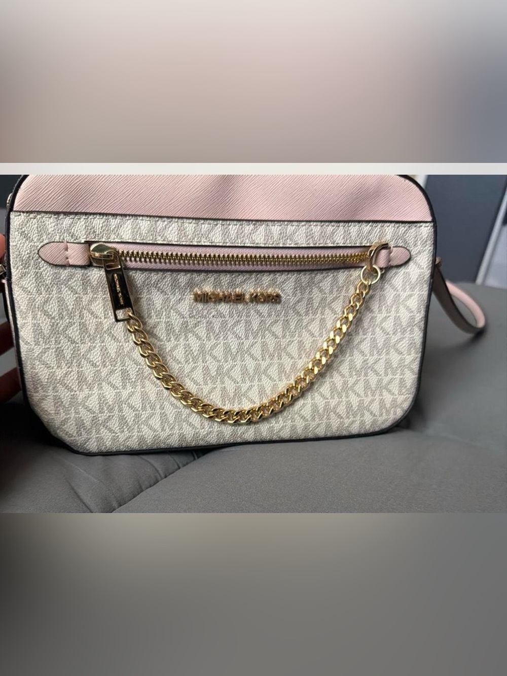 Michael Kors Cream and Pink Signature Shoulder Bag with Gold Chain